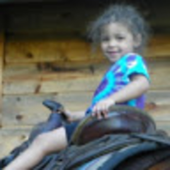 Meet your Posher, Sophia - Picture 1 of 1